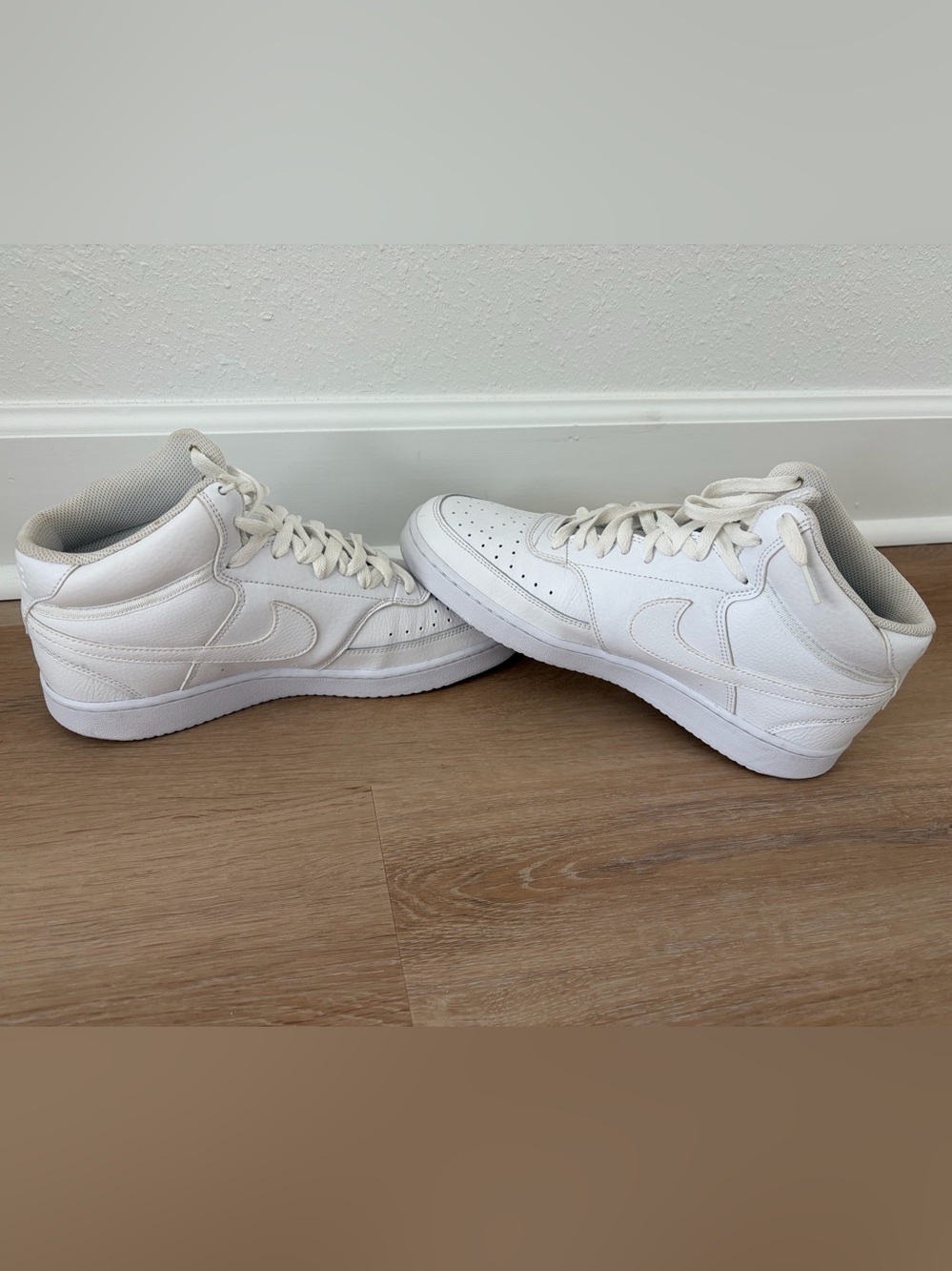 Nike Men’s Court Vision Mid (Size 10)